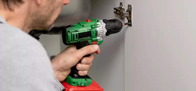 Commercial Door Hinge Repair Kyle